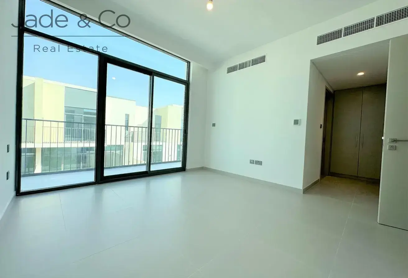 فيلا للايجار السنوي في دبي Villa for annual rent in Dubai