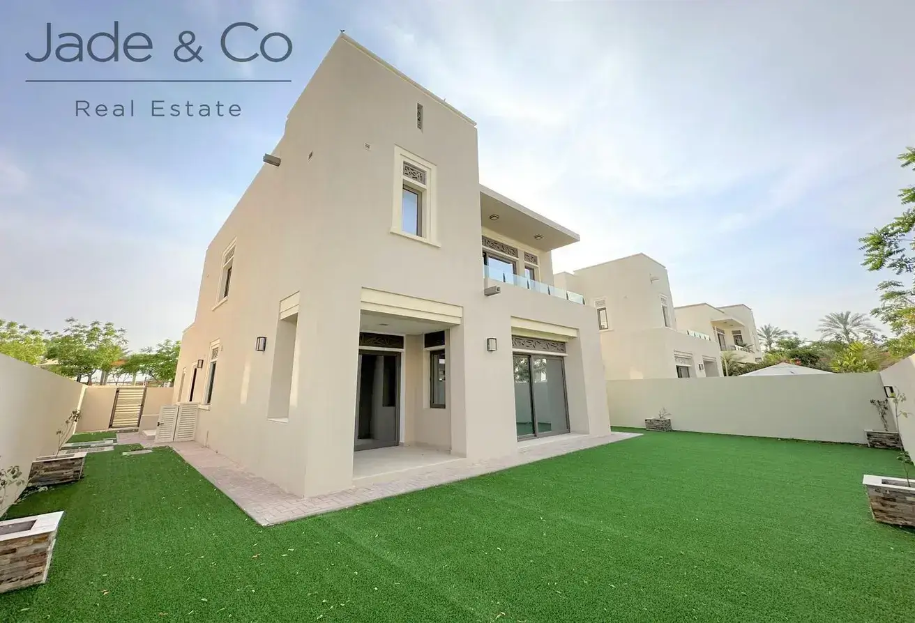 فيلا للبيع في دبي أفضل شركات عقارات في دبي Villa for sale in Dubai best real estate company in dubai uae