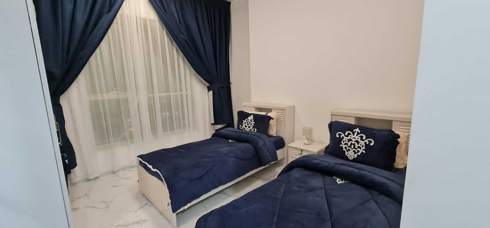 شقة مفروشة 3 غرفة وصالة للإيجار في عجمان