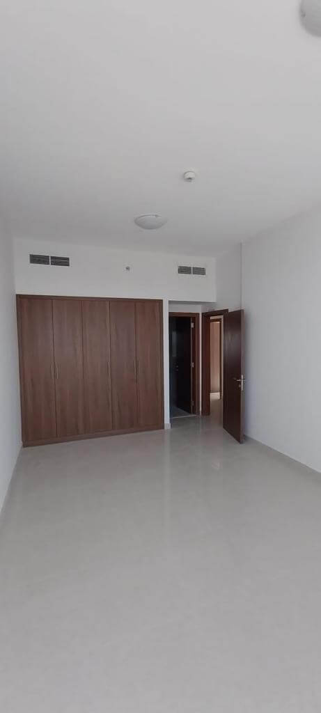 للبيع عمارة سكنية في الشارقة الإمارات | For sale Residential building in Sharjah