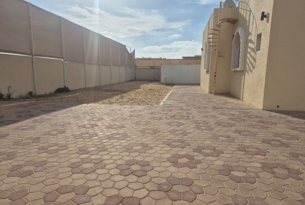 فيلا للبيع بالشارقه منطقة الرحمانيه | Villa for sale in Sharjah Al Rahmaniya area