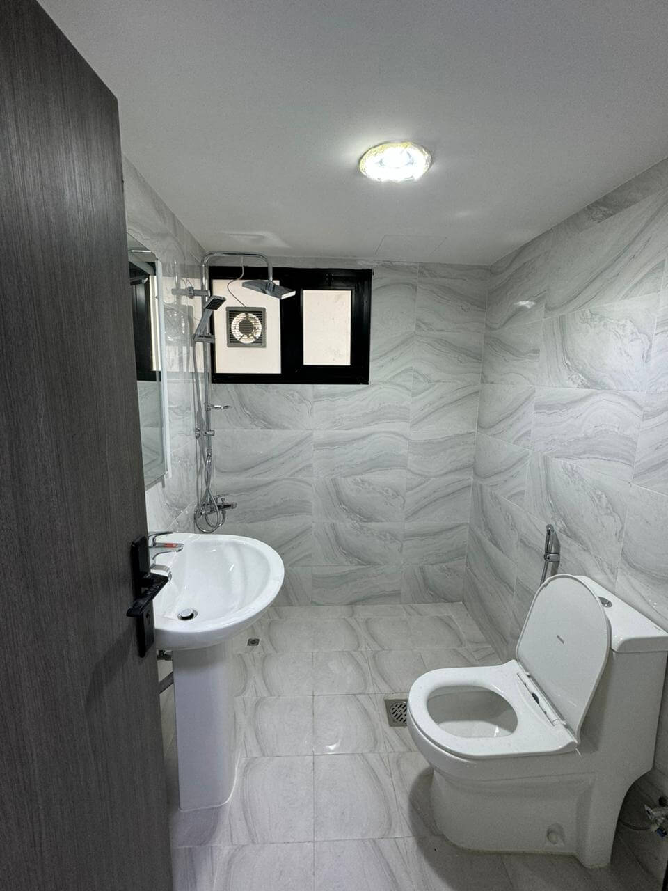 غرف مميزة للإيجار الشهري في مردف دبي - Rooms for monthly rent in Mirdif Dubai