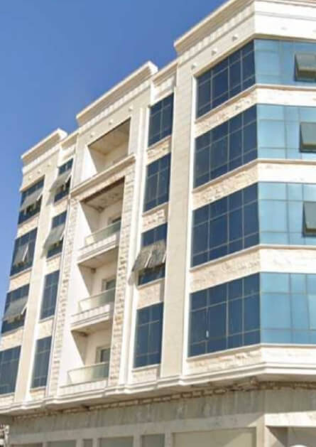 للبيع بناية في موقع حيوي في الشارقة - For Sale Building in Sharjah