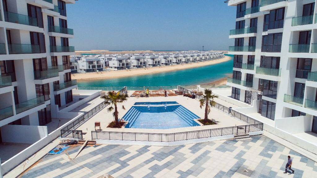 شقق للبيع على البحر مباشره | Apartments for sale directly on the sea inside Sharjah