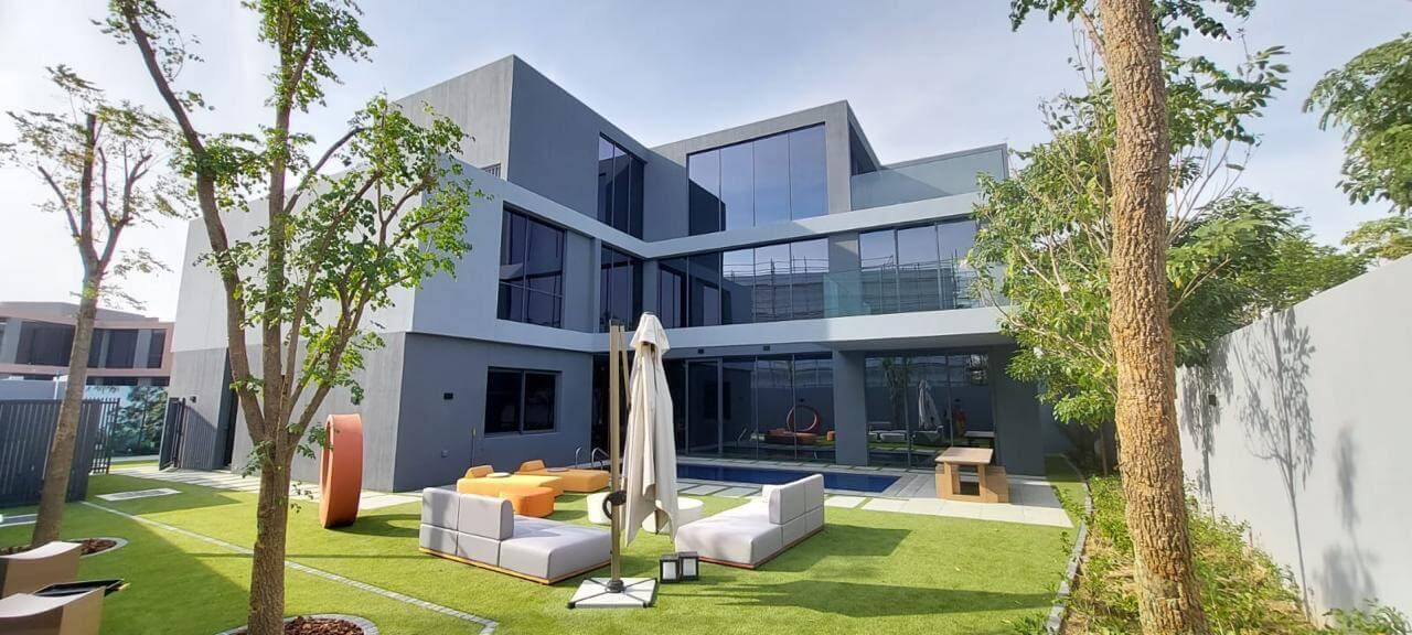 Luxurious 6-Bedroom Standalone Villa |للبيع فيلا مستقلة فاخرة 6 غرف نوم