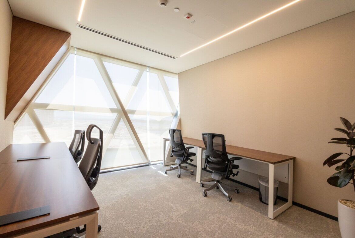 For Rent Serviced offices in Aldar HQ| للايجار مكاتب خدمية في مقر الدار