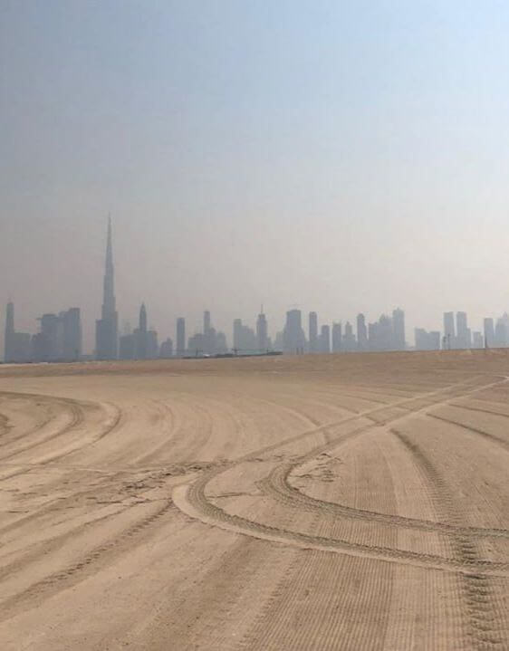 أرض كبيرة للبيع في امارة دبي- تملك حر| !A large plot of land for sale in Dubai – Freehold ownership.