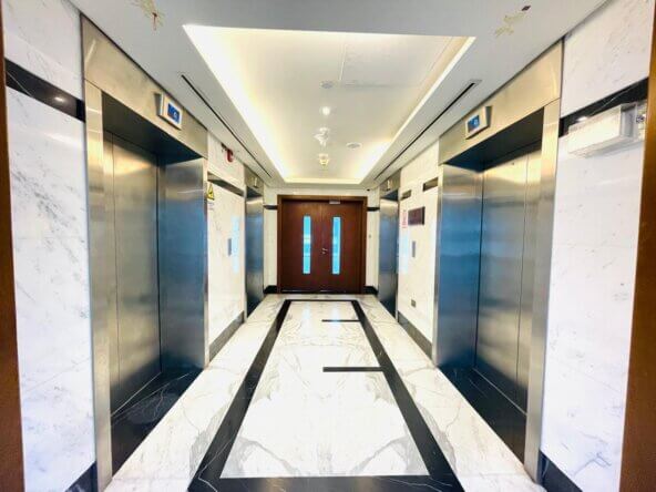Commercial Floor available for Rent in Abu Dhabi | طابق تجاري للإيجار في أبوظبي